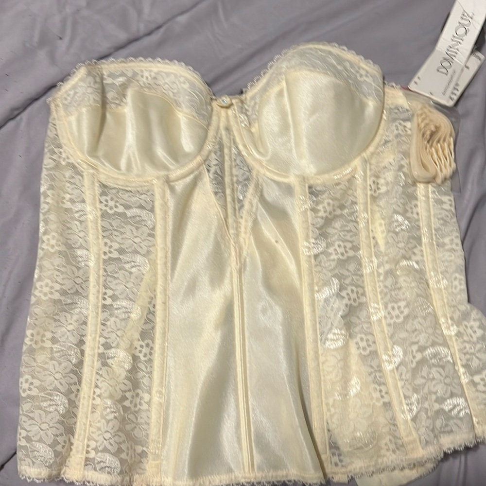 Dominique cream colored size 36 c corset